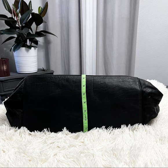 BCBGMaxAzria Large Black Leather Hobo Bag - Picture 12 of 12